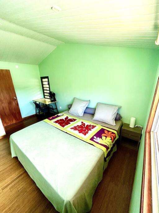Mooz Lodge, The Local Discovery Afareaitu Extérieur photo
